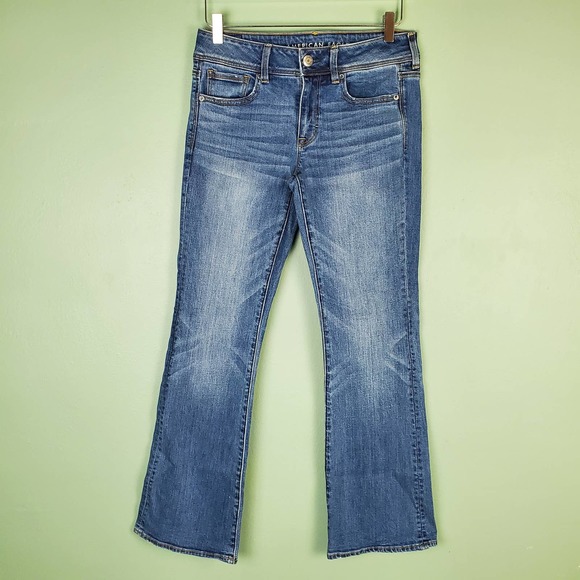 American Eagle Kick Boot Jeans Size 6 - Picture 1 of 8